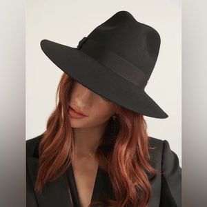 Helen Kaminski Emilli Conscious Hat